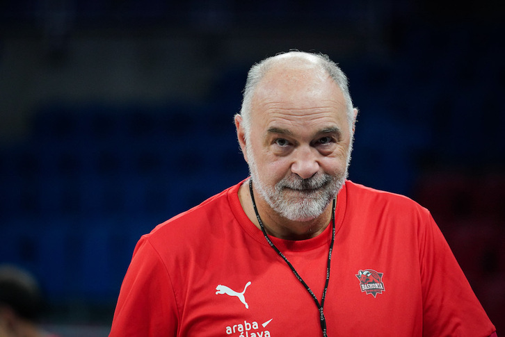 Pablo Laso, dirigiendo el entrenamiento con público del jueves, ante 4.000 espectadores.