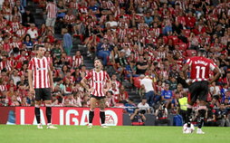 El Athletic mereció puntuar ante el Atlético pero terminó perdiendo en el tramo final del partido.