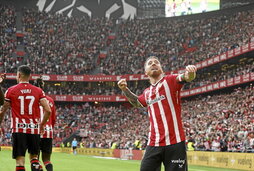 Iker Muniain celebra el gol logrado en su último partido con el Athletic.