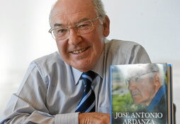 José Antonio Ardanza fue lehendakari entre 1985 y 1999 y expulsó a EA de Lakua tras las mociones por la independencia.