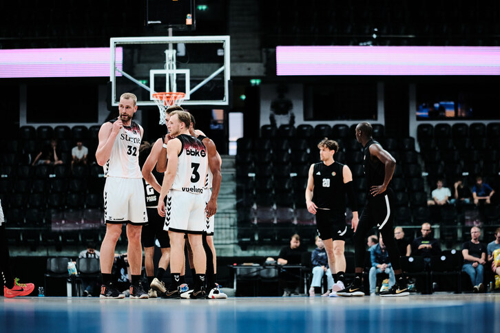 Pese a caer ante París Basketball, Bilbao Basket ha ofrecido una imagen de grupo sólido.