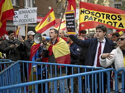 Manifestación frente a Ferraz en diciembre.