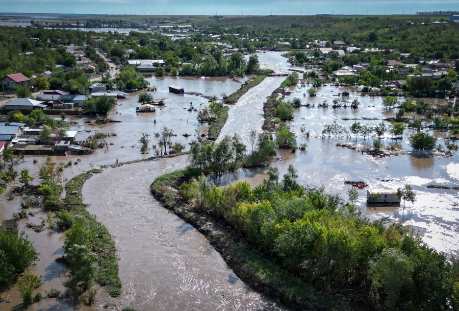 Vista aérea de la crecida de las aguas en el pueblo rumano de Slobozia Conachi.