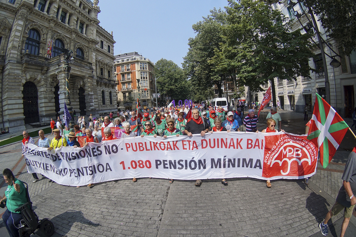 Euskal Herriko Pentsiodunen Mugimenduak joan den abuztuan Bilbon egindako mobilizazioa.