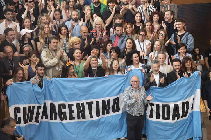 Acto de apoyo al cine argentino realizado en el Kursaal.