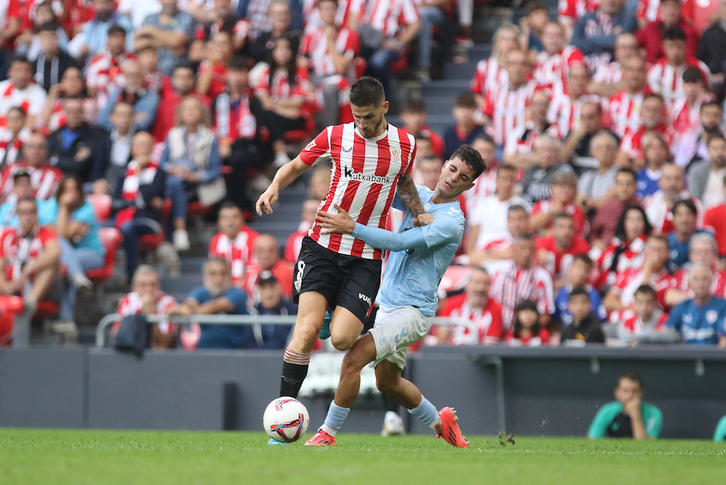 Unos problemas musculares han dejado a OIhan Sancet fuera del debut del Athletic en la Europa League 2024/25.