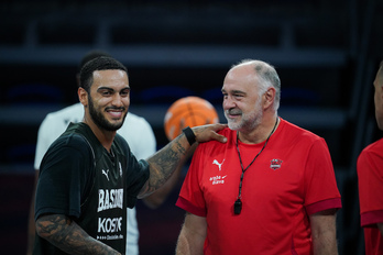 Pablo Laso y Markus Howard son las dos caras visibles del Baskonia.