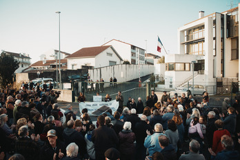 Urruñan atxiloturiko hiru pertsonen sustenguz jende ainitz mobilizatu zen. (Artxiboko irudia)