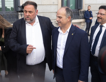 Oriol Junqueras y Jordi Turull en el Congreso español, tras quedar aprobada la Ley de Amnistía.