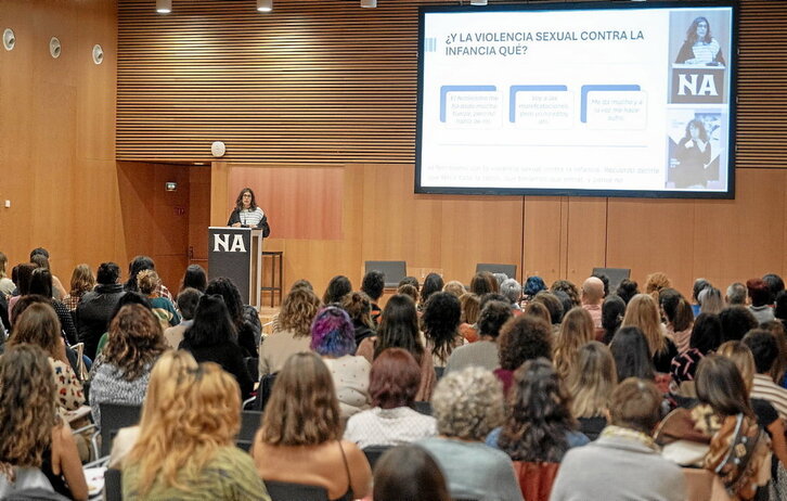 Nerea Barjola, en su intervención en Iruñea.