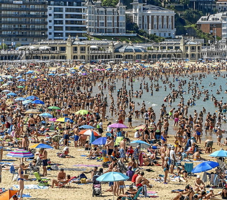 La Concha, en plena ola de calor de 2023.