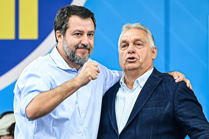 Matteo Salvini y Viktor Orban, en el acto político que se ha desarrollado en Pontida.