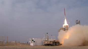 Lanzamiento del sistema de defensa antiaéreo israelí.