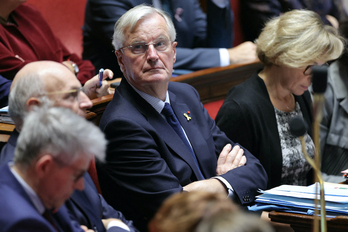 Michel Barnier ha salvado sin problemas la primera moción de censura.