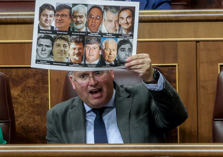 El Senado será escenario de la última pataleta del PP por esta reforma que paradójicamente ha ido apoyando. En la imagen, su portavoz en el Congreso Miguel Tellado carga contra el PSOE usando a las víctimas que le provocaron ETA y otros grupos.