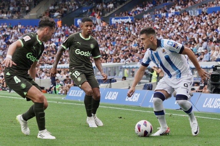 La Real inicio frente al Girona su periplo concentrado de siete partidos.