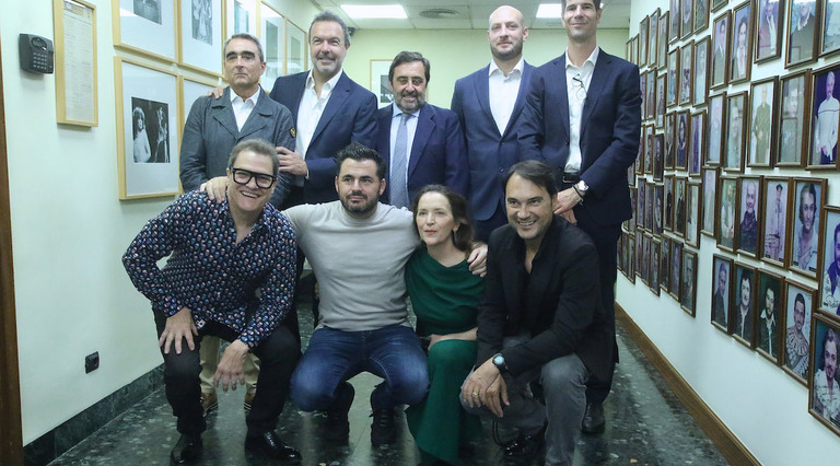 Los responsables de la producción y el elenco de artistas se ha reunido este martes en Bilbo.  