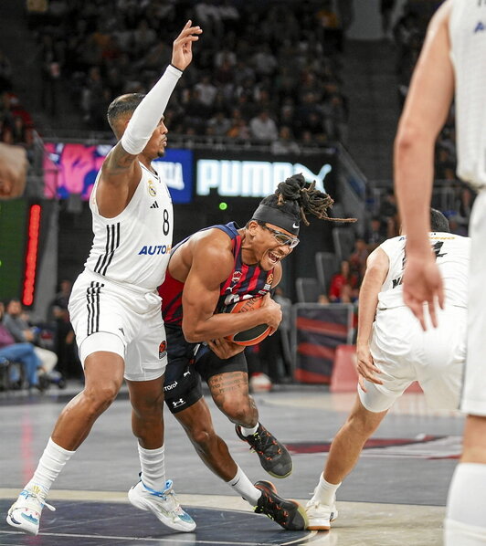 La energía de Moneke no fue suficiente para arreglar los apagones que tuvo el Baskonia.