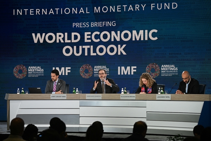 El FMI ha presentado su informe sobre perspectivas económicas en Washington.