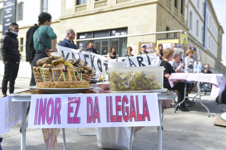 Comparecencia de los impulsores de las cenas solidarias, cuando en marzo de 2022 la iniciativa cumplió un año de vida. 