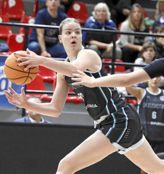 Becky Massey destacó en Atenas.