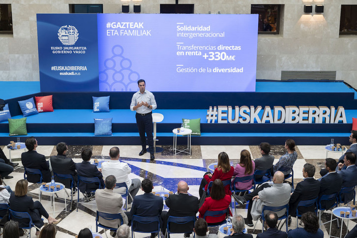 El lehendakari Imanol Pradales, en su presentación de este lunes.