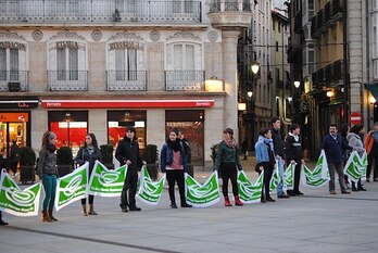 Euskal Herrian Euskarazen ekimen bat, 2012an Gasteizen.