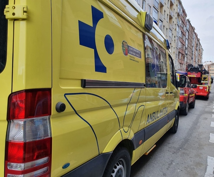 Una ambulancia del grupo La Pau, que dejará de prestar servicio a finales de noviembre.