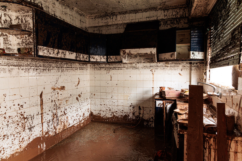 La cocina de una casa en Utiel, una de las localidades más afectadas en el interior.