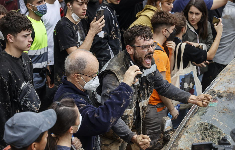 La indignación de los habitantes de Paiporta con las autoridades se ha expresado.