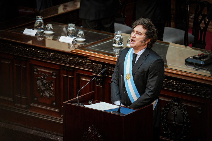 Javier Milei se dispone a intervenir en el Congreso argentino