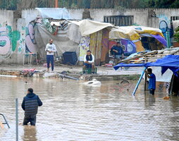 Asentamiento chabolista inundado tras la DANA en Valencia.