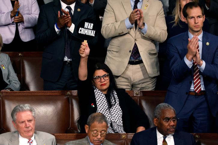 Así recibió Rashida Tlaib a Netanyahu en el Congreso de EEUU.