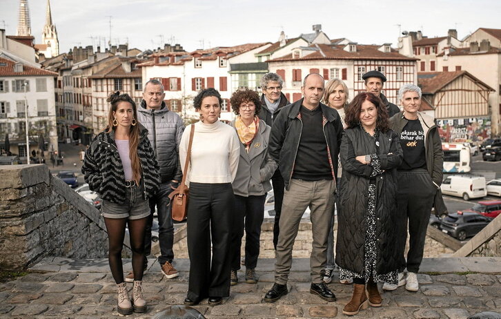 Euskararen larrialdi linguistikoaren ebazpenaren berri emateko bildu ziren atzo, Baionan, Euskal Konfederazioa eta Kontseilua.