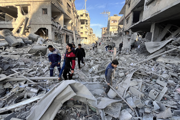 Estado en el que ha quedado uno de los edificios atacados tras el bombardeo sobre Beit Lahia.