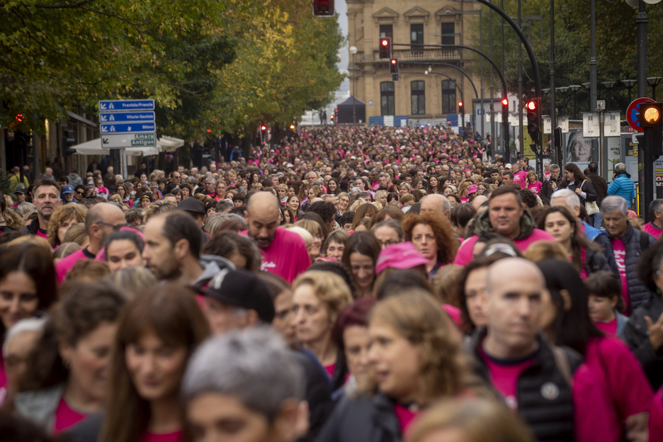 Imagen del Boulevard repleto de participantes.