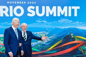 Luiz Inácio Lula da Silva junto a Joe Biden en Río de Janeiro.