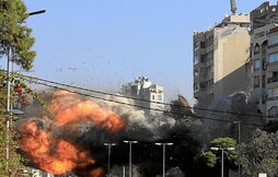 Explosión en un ataque israelí contra los barrios del sur de Beirut.