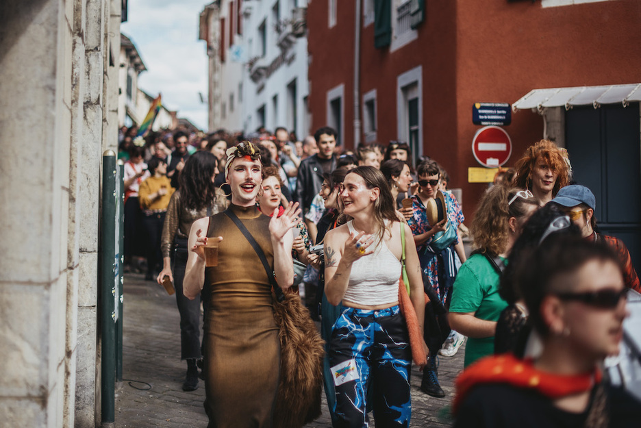 LGBTQIA+ mugimendua Ipar Euskal Herri barnealdean bizirik delaren erakusleiho, Bekat'Urosen bigarren edizioa ospatu zen apirilaren 20an Atharratzen. 