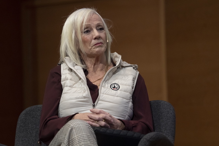 Rosa Rodero, en una mesa redonda organizada por Sare en enero de 2023 con víctimas de las diferents violencias.