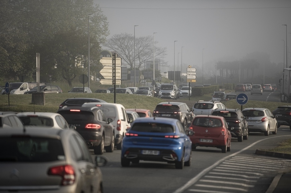 A63 autobidearen eta Leroy Merlin saltegi biribilgunearen arteko trukagailuaren artean, Baionan, bigarren bide bat sortzeko lanak 2025eko bigarren hiruhilekoan hasiko dira.