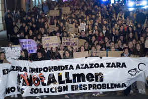 Mugimendu Feministaren manifestazioa Iruñean, A25 Egunean