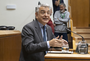 El presidente del PP vasco, Javier de Andrés, ha anunciado la presentación de una enmienda a la totalidad del presupuesto.