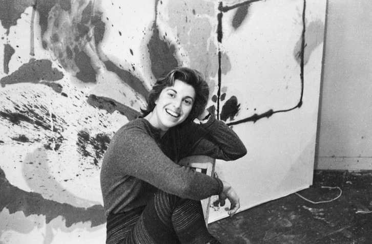 Helen Frankenthaler, en su estudio de Third Avenue. 