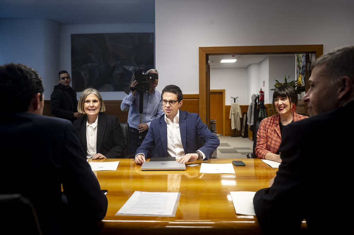 Otxandiano, en la reunión negociadora con D’Anjou del 20 de noviembre.