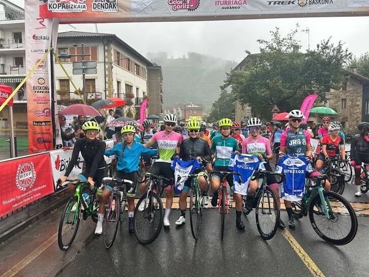 El ciclismo guipuzcoano de base protestó por las trabas a la hora de organizar carreras en dicho herrialde.