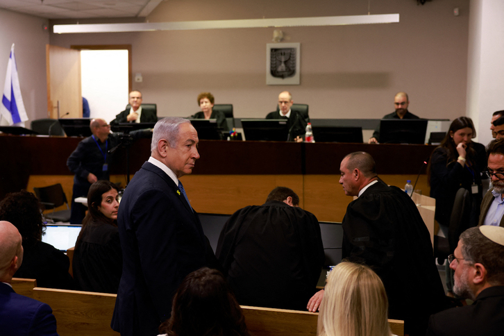 Benjamin Netanyahu durante una reciente visita a sus soldados. 