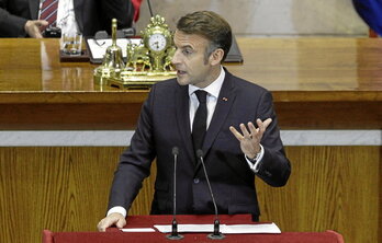 Emmanuel Macron, durante una visita oficial a Valparaíso, en noviembre.