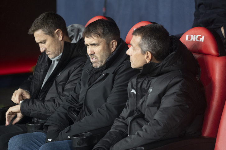 Eduardo «Chacho» Coudet, en su estreno liguero con el Alavés en El Sadar.