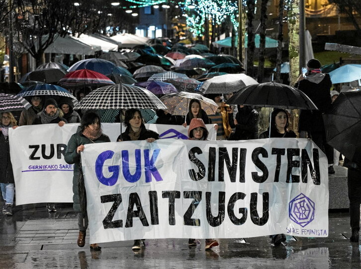 Manifestación de ayer por las calles de Gernika.